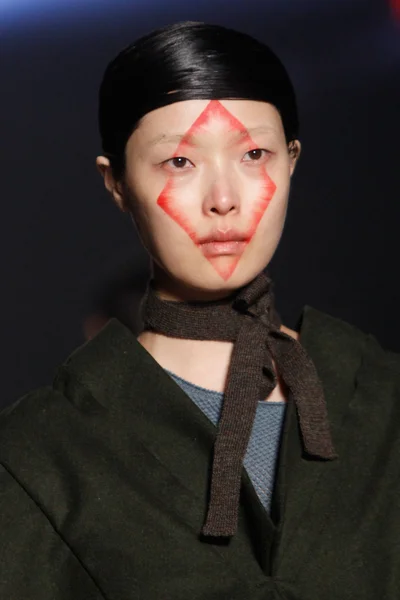 Look 34